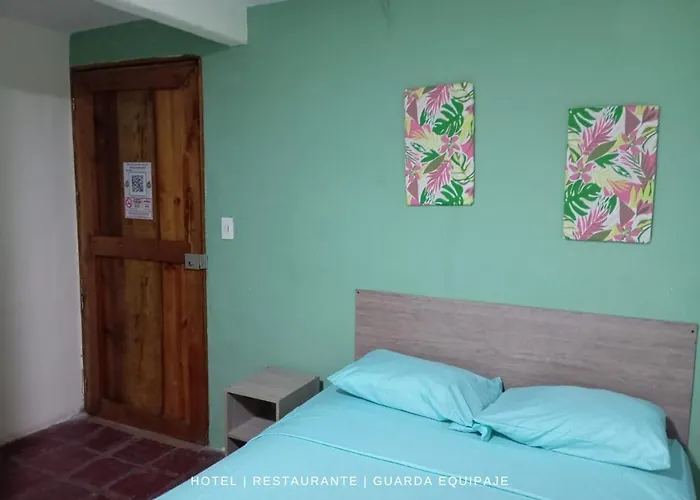 Hostal 4 Manzanas