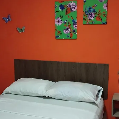 Hotel 4 Manzanas Santa Marta  Room photo