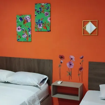 Hotel 4 Manzanas Santa Marta  Room photo